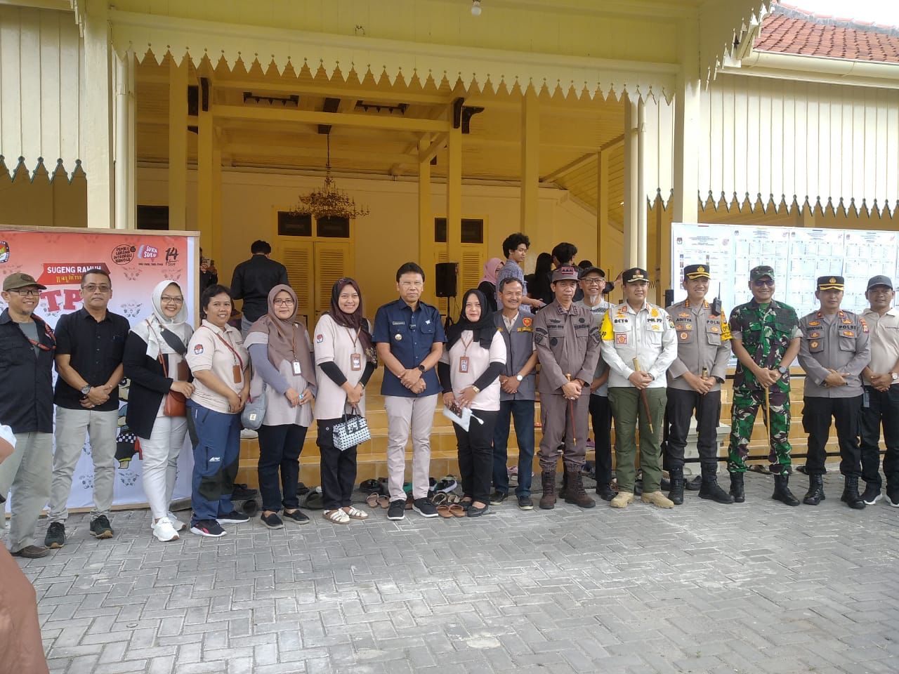 Kunjungan Pj Wali Kota Yogyakarta di TPS 18 Purwokinanti Kemantren Pakualaman