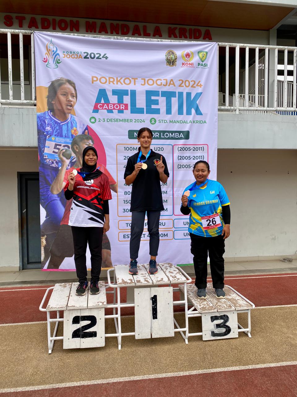 Atlet Putri Kemantren Pakualaman Raih Perak Cabor Atletik